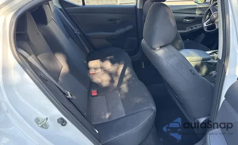 2024 Nissan Sentra Sv Xtronic Cvt z USA, uszkodzony, nr VIN 3N1AB8CV1RY214232